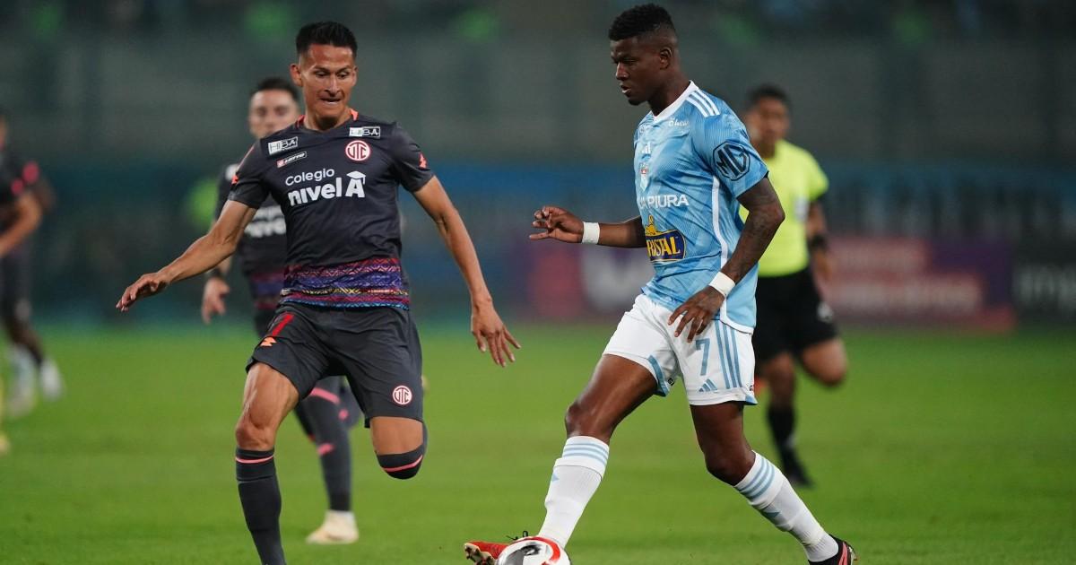 (VIDEO | FOTOS) Tropezó en casa: Cristal no pudo ante UTC y empató 1-1