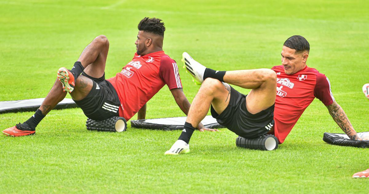 (FOTOS) Con Guerrero y Tapia, selección entrenó en Videna