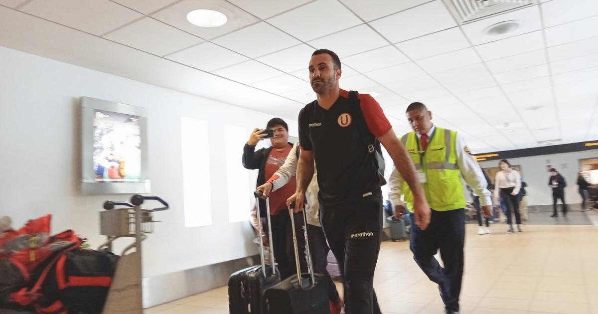 (VIDEO) Plantel de Universitario viajó a Trujillo para jugar mañana ante Vallejo