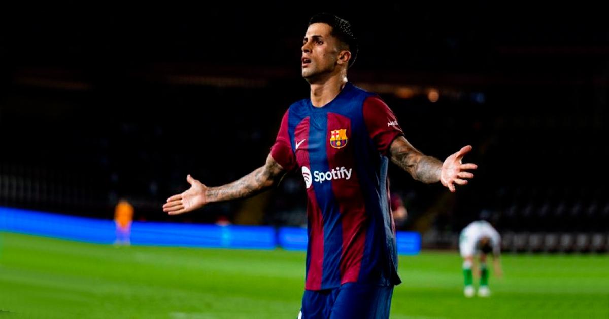 Barcelona hará oferta al Manchester City por Joao Cancelo 