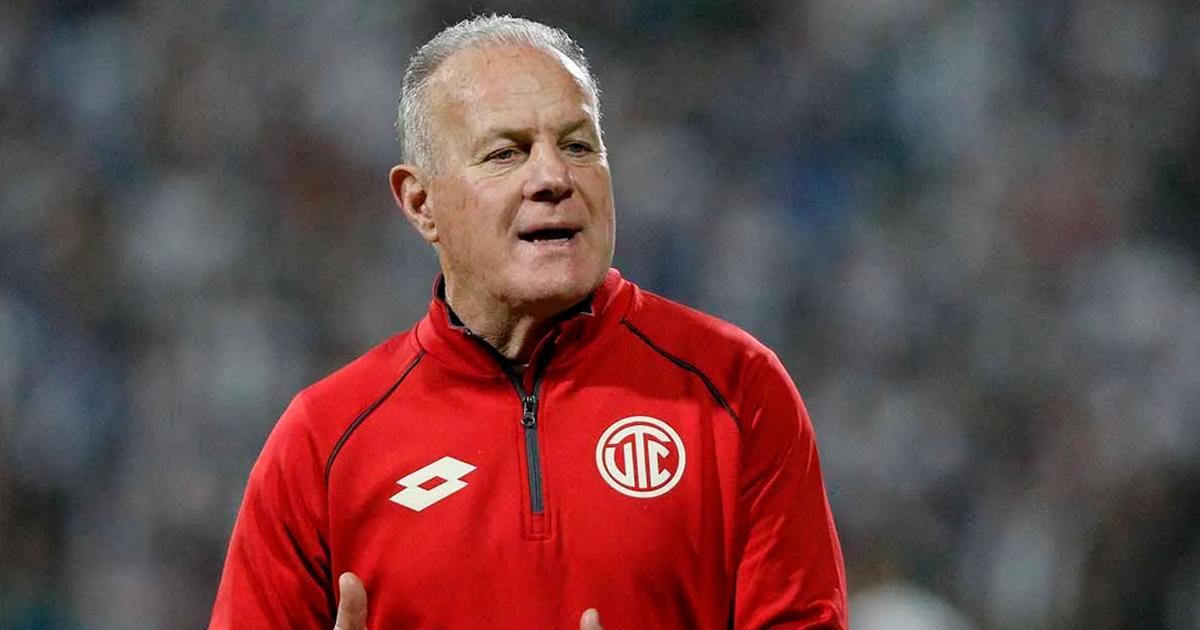Ramacciotti sobre renovaciones: “Tanto a Medina como a Zubczuk los hicimos arreglar”
