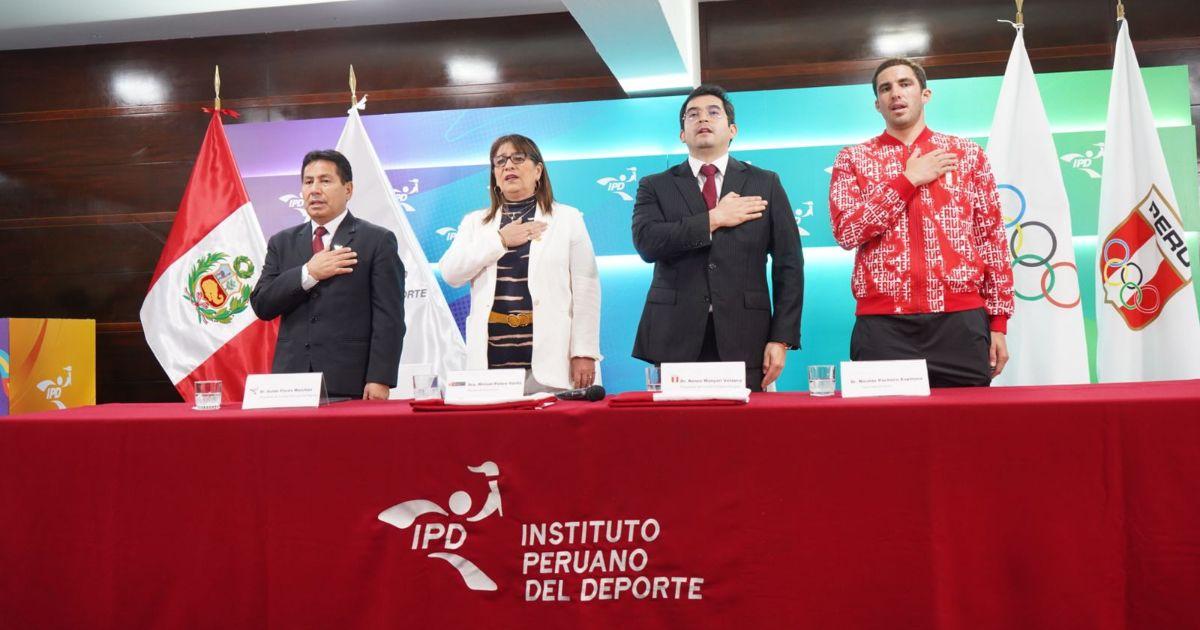 El COP e IPD presentaron a Gladys Tejeda y Nicolás Pacheco como abanderados de Perú en Santiago 2023