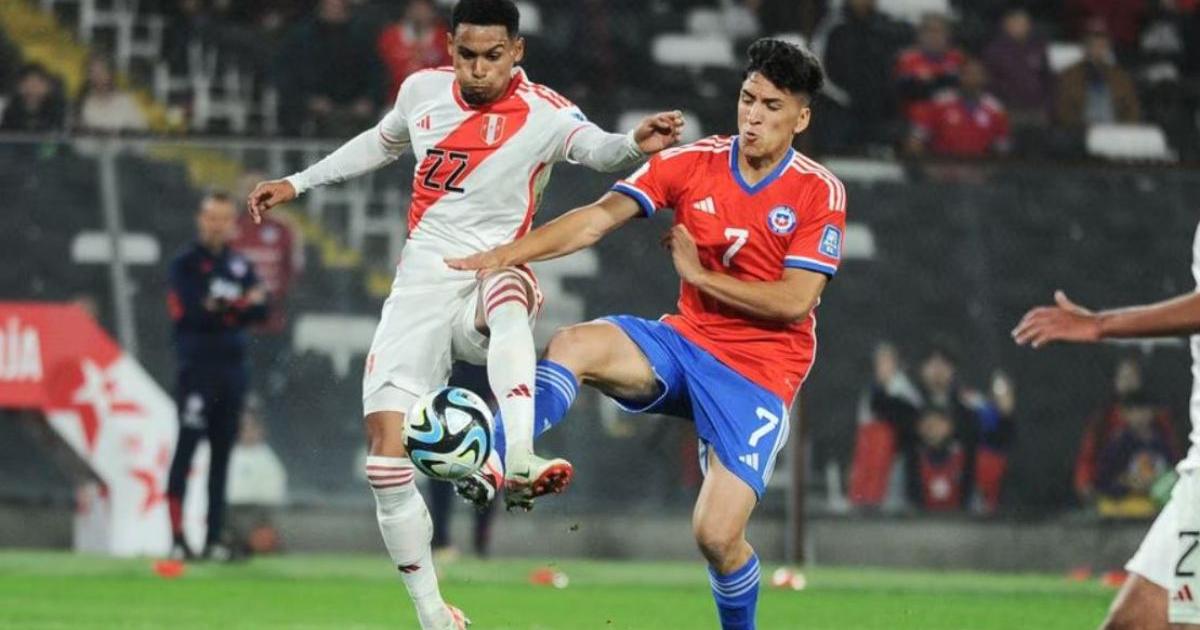 (VIDEO) FIFA corrigió e indicó que López no hizo autogol ante Chile