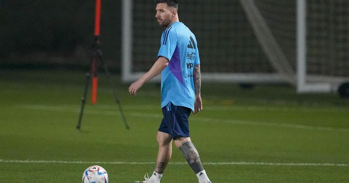 Messi entrenó con normalidad en Argentina