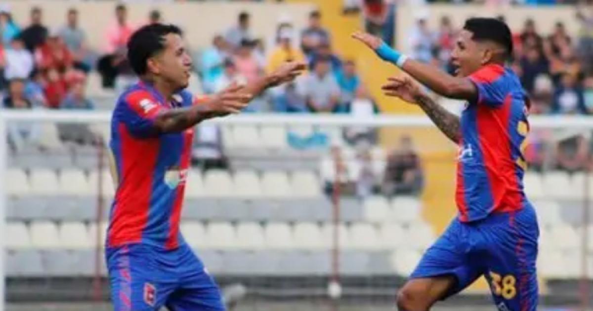 (FOTOS) Alianza UDH goleó por 3-1 a la U. San Martín en Huánuco y jugará la final de la Liga 2 