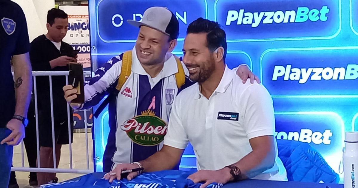 (VIDEO) Pizarro: "Todos como hinchas debemos apoyar a la selección"