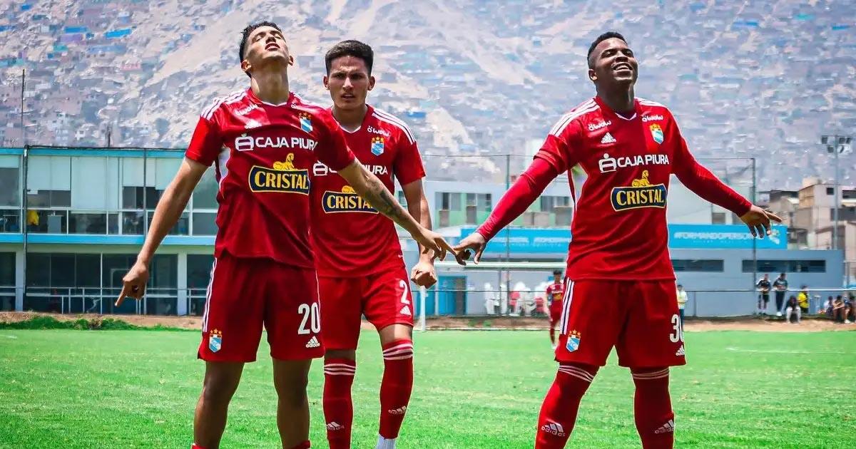 Con el debut de Montaño Jr., Cristal venció a ADT en Reservas