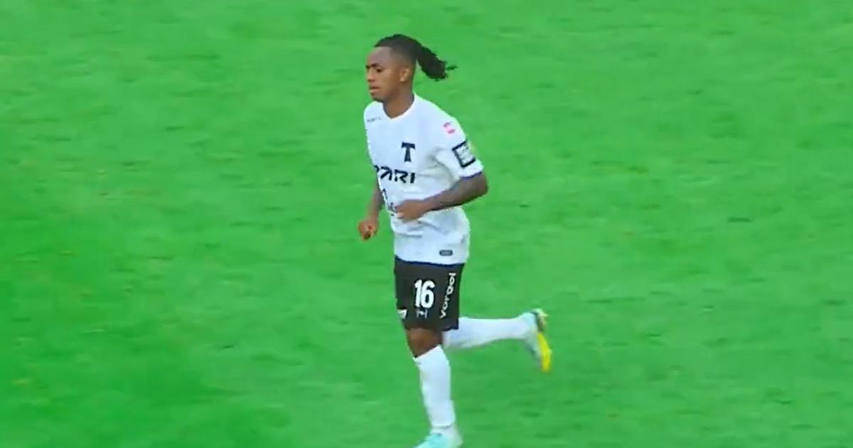 Con Reyna, Torpedo Moscú venció por 2-0 a SKA Khabarovsk por el ascenso ruso