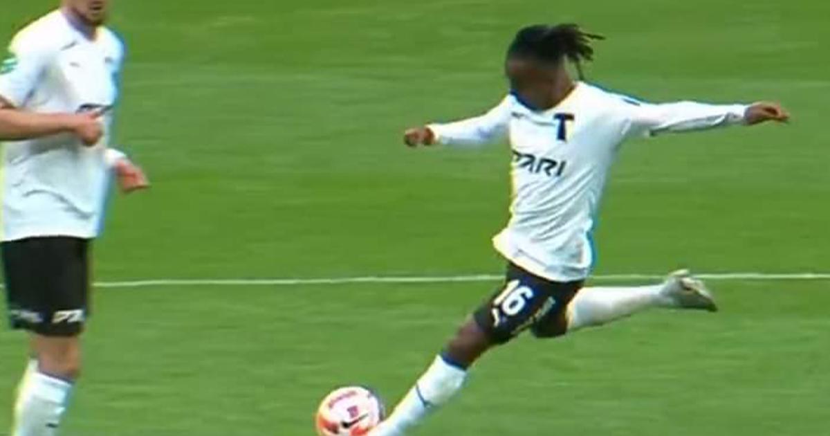 Con Reyna, Torpedo FC empató 1-1 con Yaroslavi por el ascenso ruso