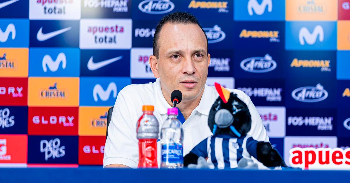 Restrepo: "Debemos acertar en el tipo de profesional que venga a Alianza Lima"