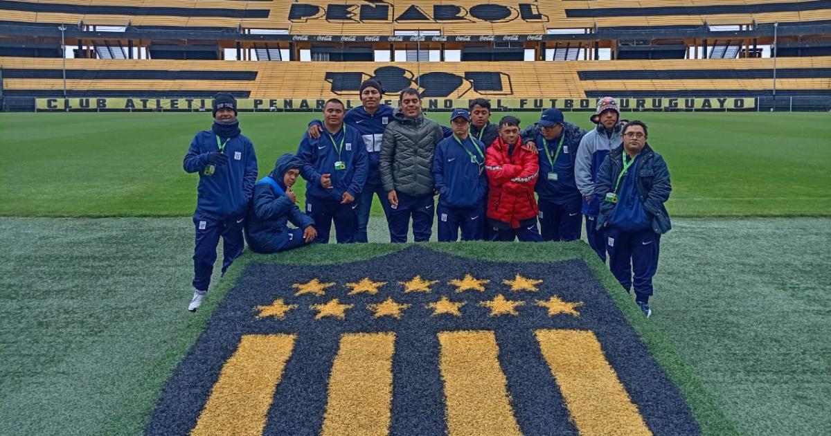 (FOTOS) Bengoechea le dio la bienvenida al equipo de futsal down de Alianza
