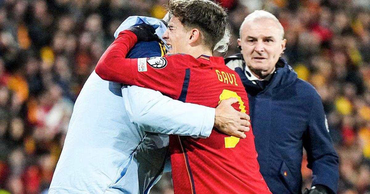 (VIDEO) spaña ganó, pero pierde a Gavi por lesión 