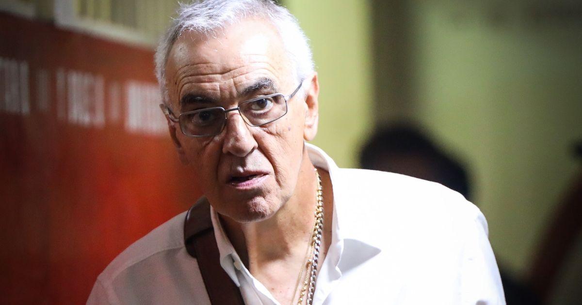 Fossati: "No entiendo qué buscó Campos y no me imagino a un jugador del plantel nuestro haciendo eso"