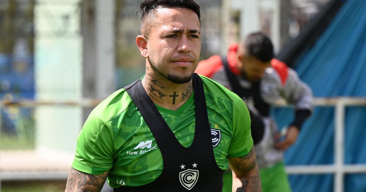 Fuentes: "La idea principal es por lo menos lograr un torneo internacional"