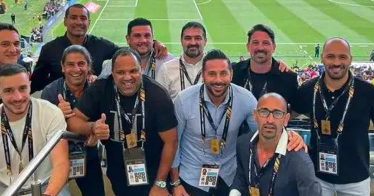 Claudio Pizarro se encuentra en el Maracaná para presenciar el Boca- Fluminense