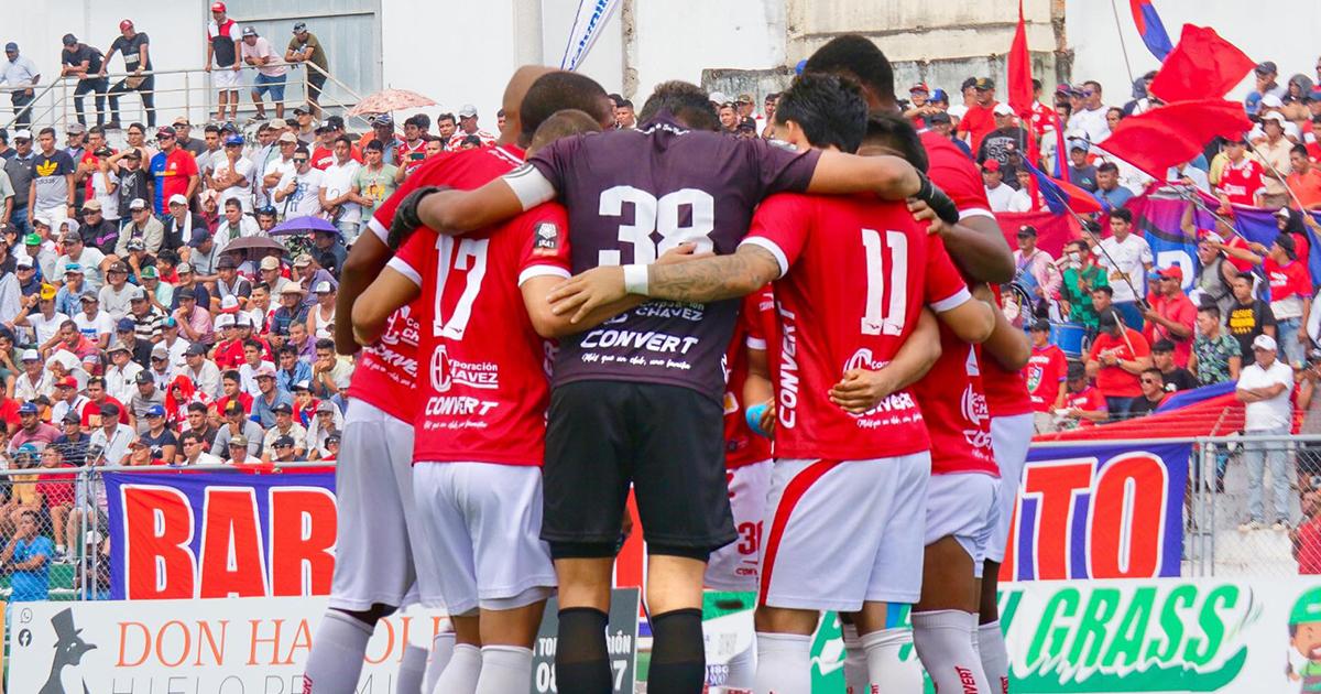 Reforma total: Unión Comercio anunció la salida de 11 jugadores