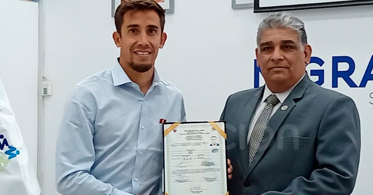 Pérez Guedes: “Me siento muy orgulloso de haber recibido la nacionalidad peruana”