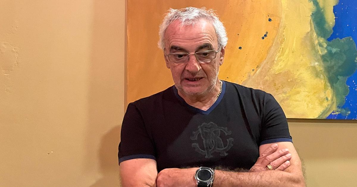 Fossati: “Me enteré, de una forma que no me gustó, que el director de fútbol de FPF iba a viajar para reunirse conmigo”