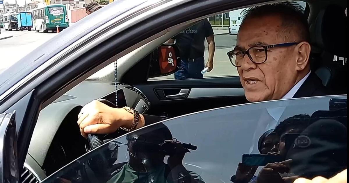 Arturo Ríos: "Fossati es un buen entrenador, por ahora no tengo nada oficial"