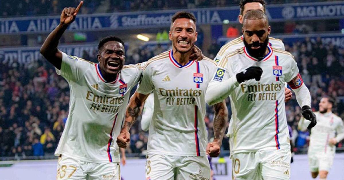 (VIDEO) Lyon goleó por primera vez en la Ligue 1, pero sigue en zona de descenso