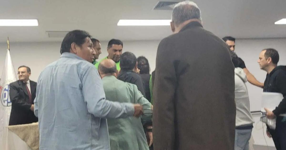 Presidente de Comisión de Socios de Municipal dio su versión tras lo sucedido en la Asamblea edil
