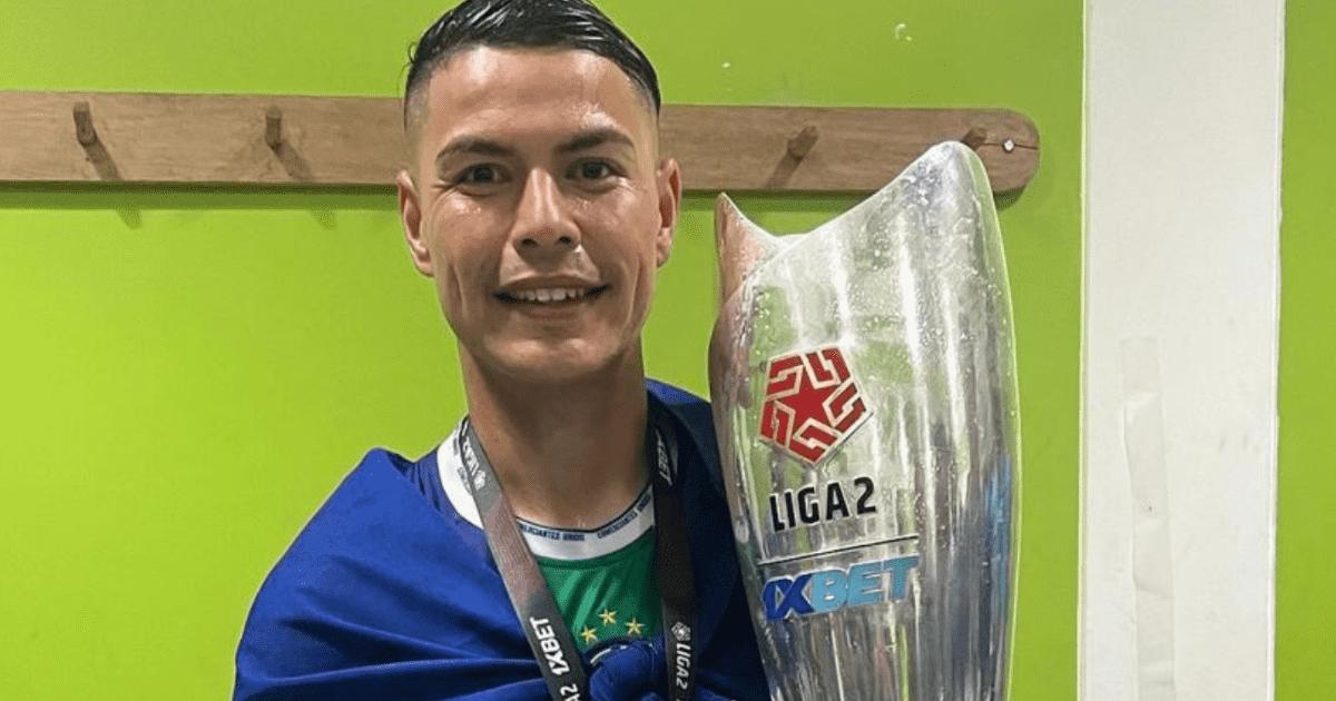 Salvadoreño Santamaría permanecerá en Comerciantes Unidos