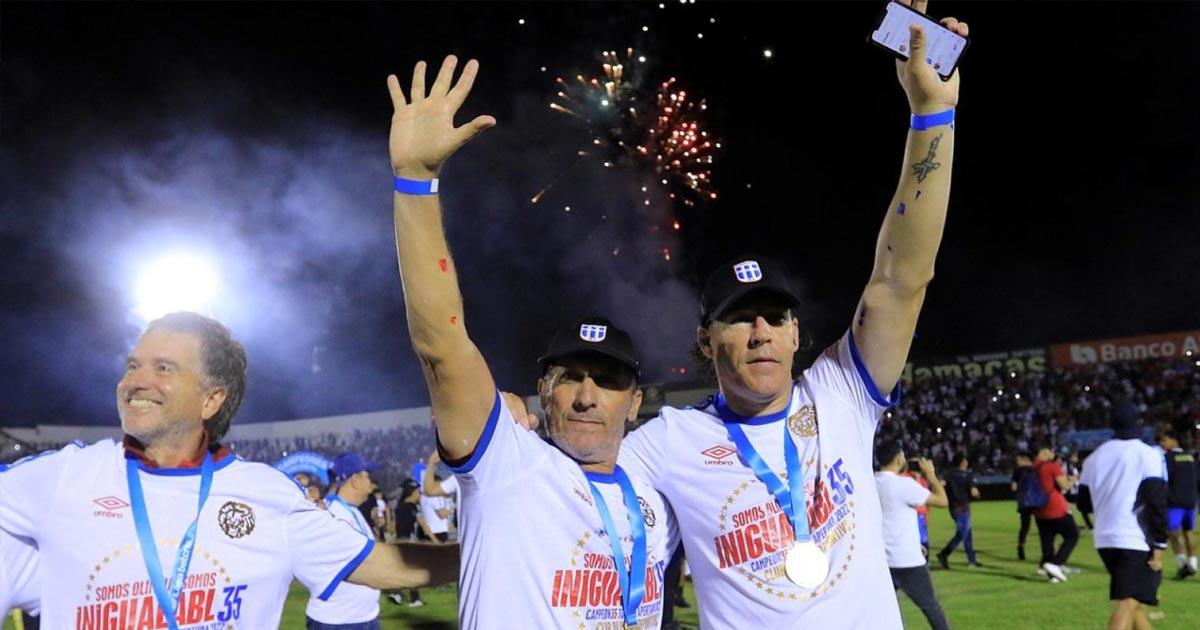 De punta a punta: Troglio logró un título más en Honduras