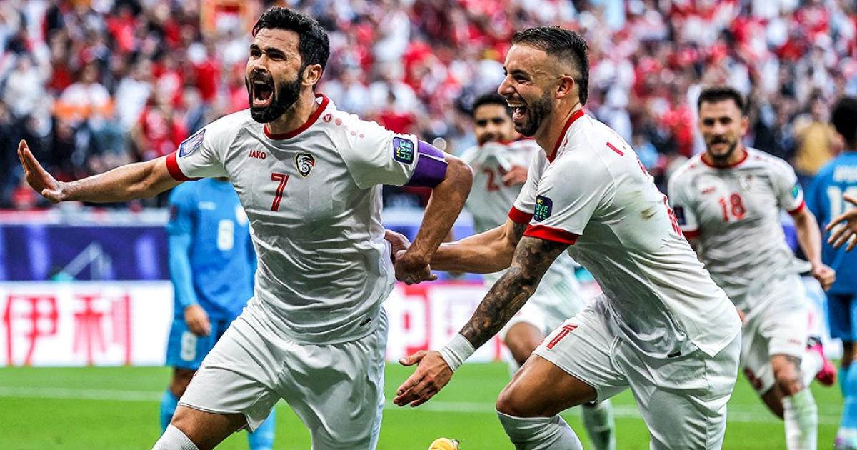 (VIDEO) Sabbag fue titular en triunfo de Siria y jugará octavos de Copa Asiática