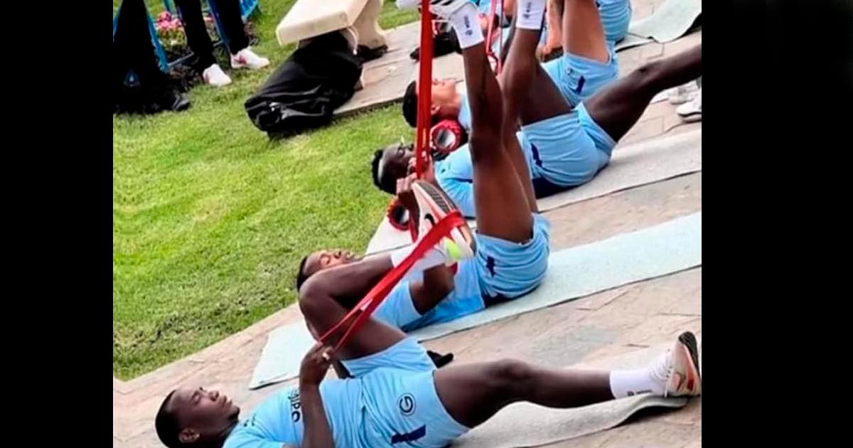 Garcilaso y su comunicado tras entrenar en plena Plaza de Armas de Cajabamba