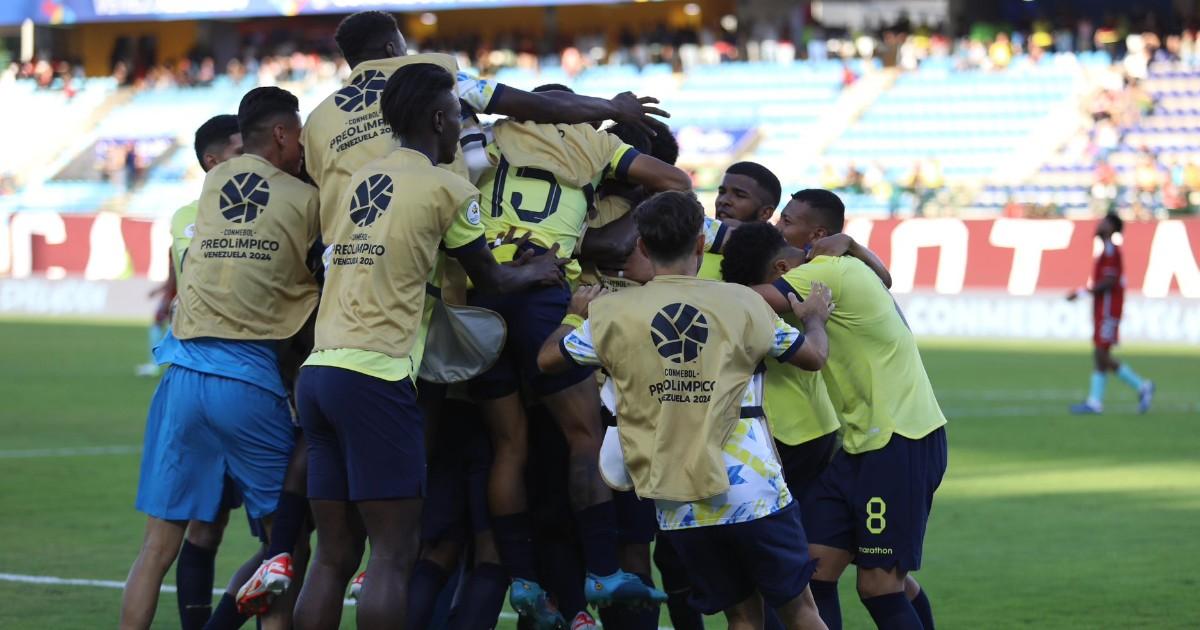 Ecuador goleó a Colombia en el inicio del preolímpico