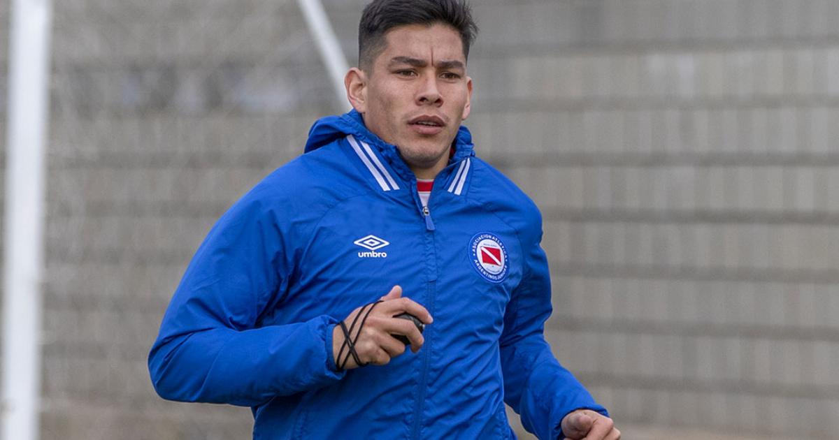 Argentino González llegaría al FBC Melgar