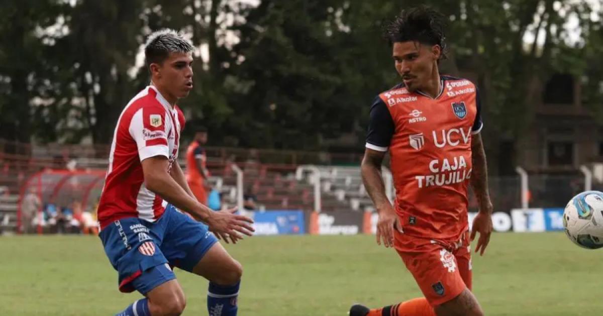 (FOTOS) Vallejo cayó en tanda de penales con Unión de Santa Fe en torneo amistoso en Uruguay