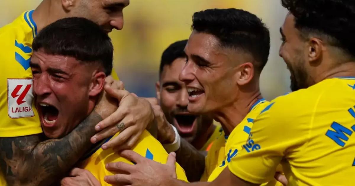 UD Las Palmas goleó por 3-0 a Villarreal por la fecha 20 de Laliga