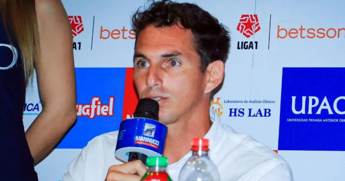 Fernández: "Es lindo empezar con Universitario, estoy contento por el fixture” 