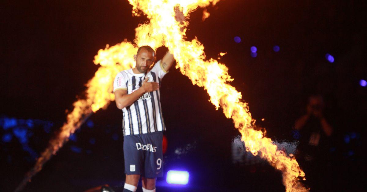 Alianza presentó a su plantel 2024 en la 'Noche Blanquiazul'