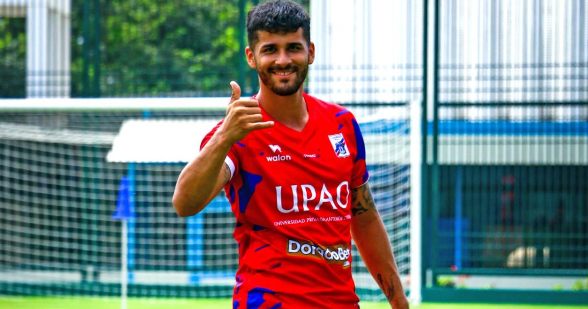 Rizzo: "Es lindo medirse contra el campeón en la primera fecha"