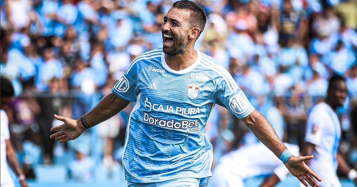 (VIDEO | FOTOS) 'Media caja' para empezar: Cristal goleó 6-2 a ADT en el Gallardo