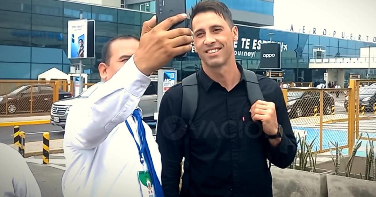 Sebastián Britos arribó a Lima y se sumará a pretemporada de Universitario 