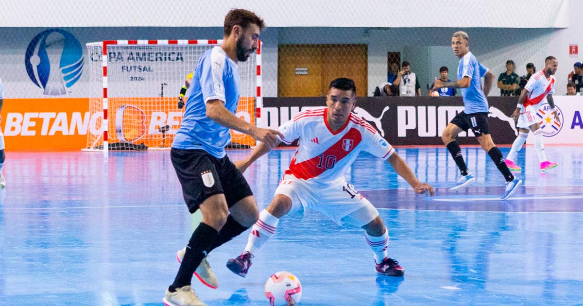 (FOTOS) Perú cayó goleado ante Uruguay en inicio de Copa América de futsal