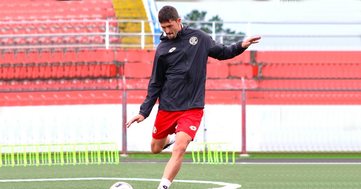 Mondino: "Ante la U tenemos que ser ordenados y muy intensos"