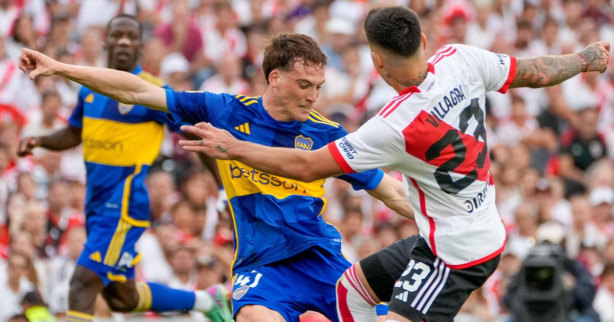 Con Advíncula de titular, Boca Juniors igualó ante River Plate en el Superclásico