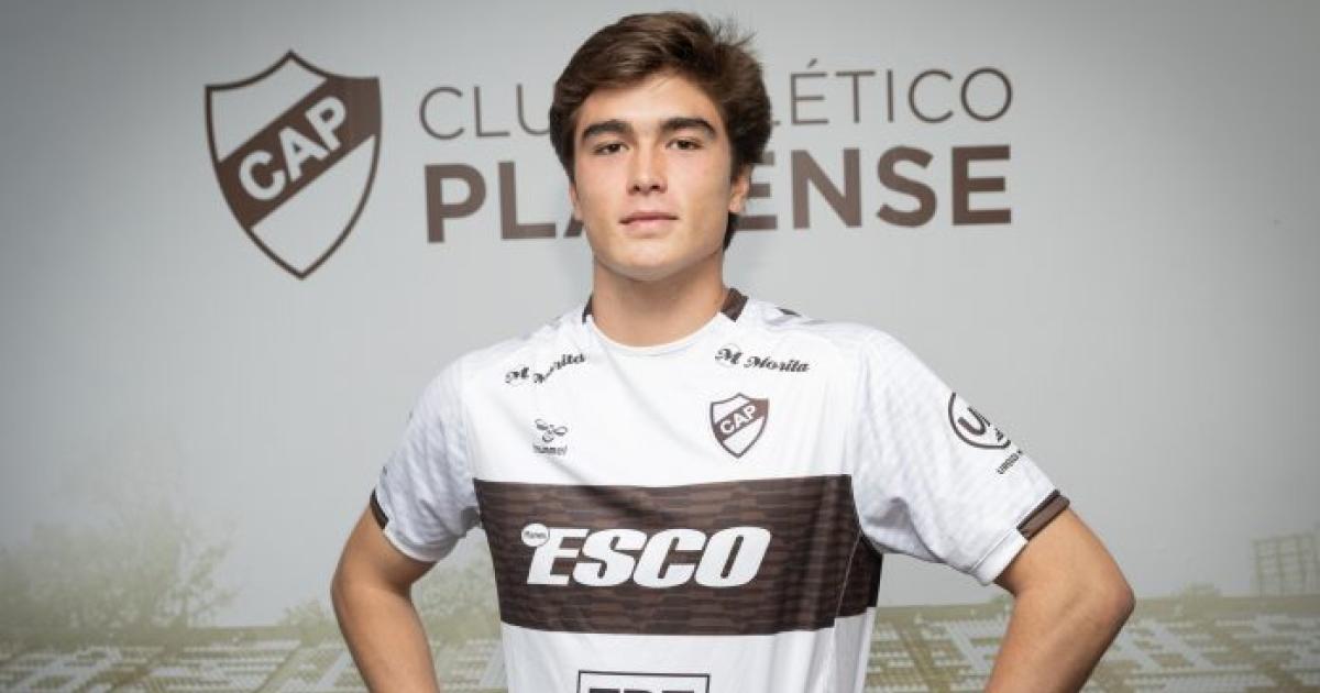 (FOTOS) ¡Se hizo oficial! Goicochea fue presentado en Platense de Argentina