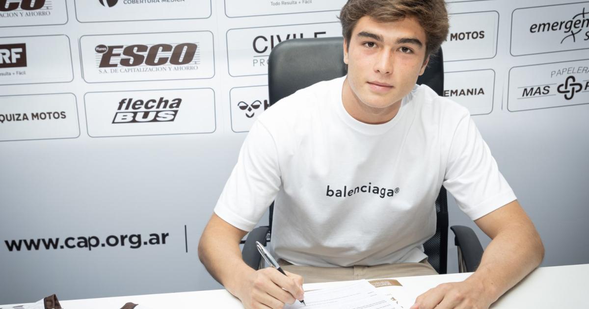 (FOTOS) ¡Se hizo oficial! Goicochea fue presentado en Platense de Argentina