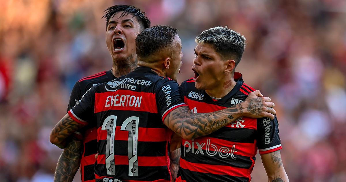 Flamengo venció a Fluminense y tomó la punta del Campeonato Carioca