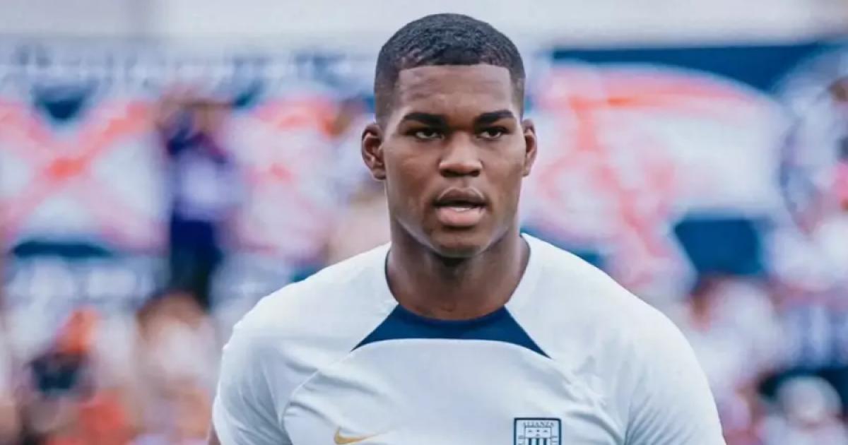 De la Cruz: "Franco Saravia y Ángelo Campos me hablaron mucho antes de este partido"
