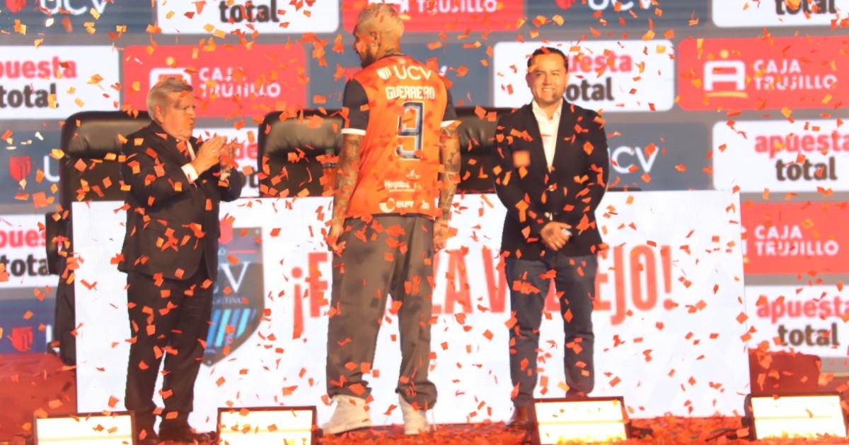 Guerrero: "Voy a dar mi mejor fútbol, mi mejor versión para sacar al equipo adelante"