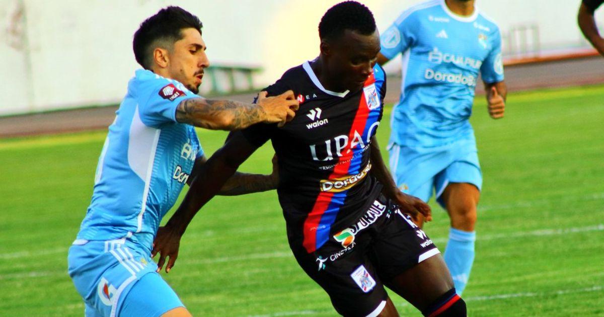 (VIDEO | FOTOS) Con nuevo hat-trick de Cauteruccio, Cristal goleó por 4-0 a Mannucci y trepó a la punta