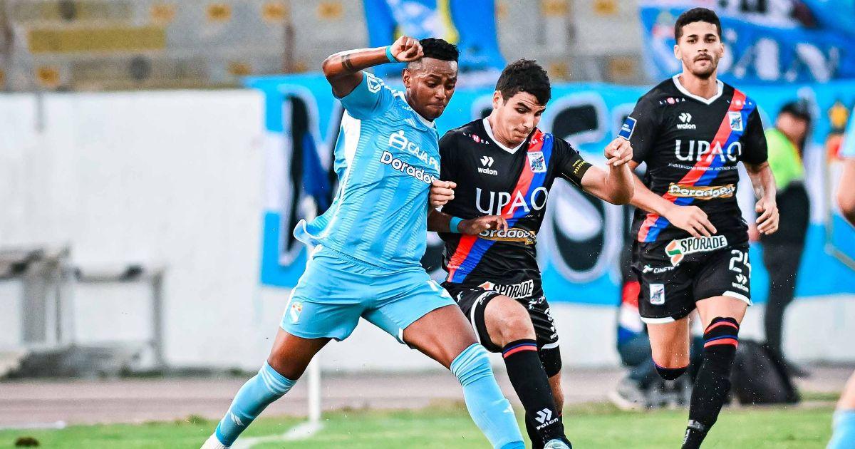 (VIDEO | FOTOS) Con nuevo hat-trick de Cauteruccio, Cristal goleó por 4-0 a Mannucci y trepó a la punta