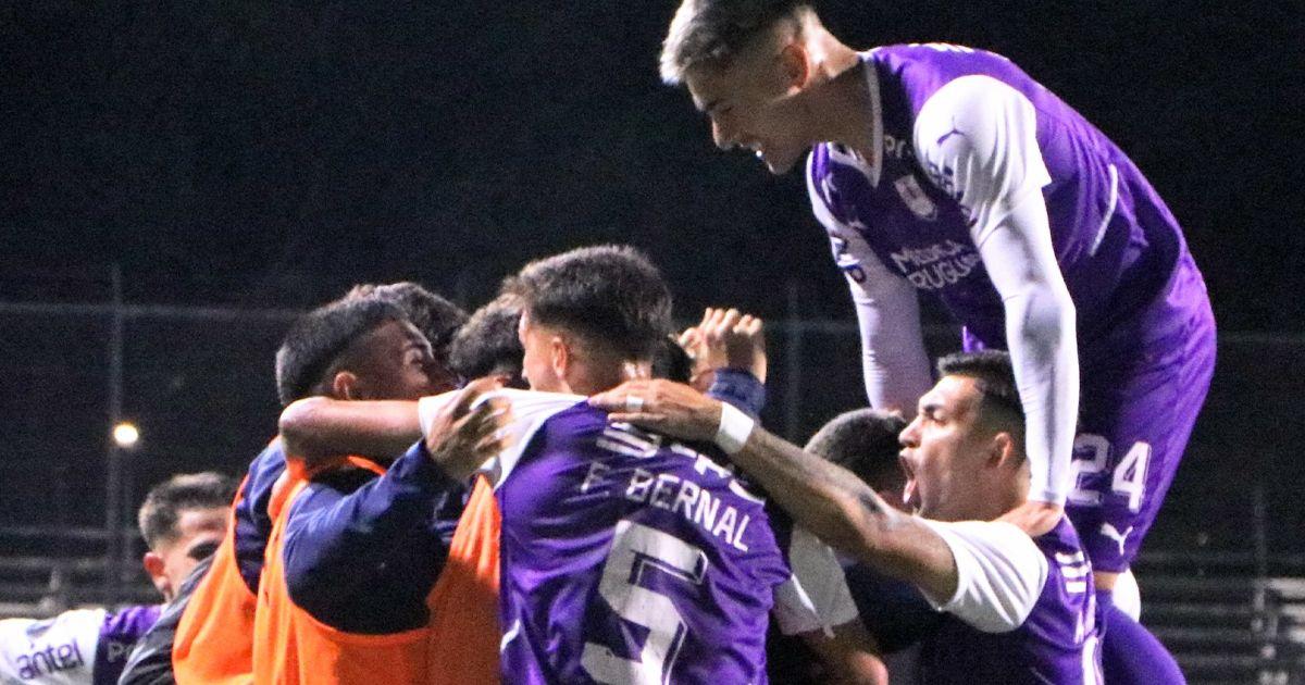 Defensor Sporting, con Barco, ganó y clasificó a la final de la Copa AUF