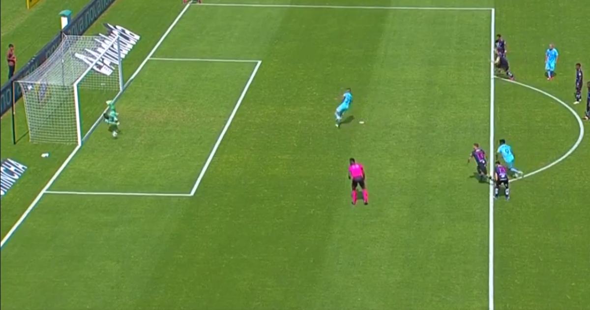 (VIDEO) Quevedo no pudo convertir de penal ante Independiente del Valle